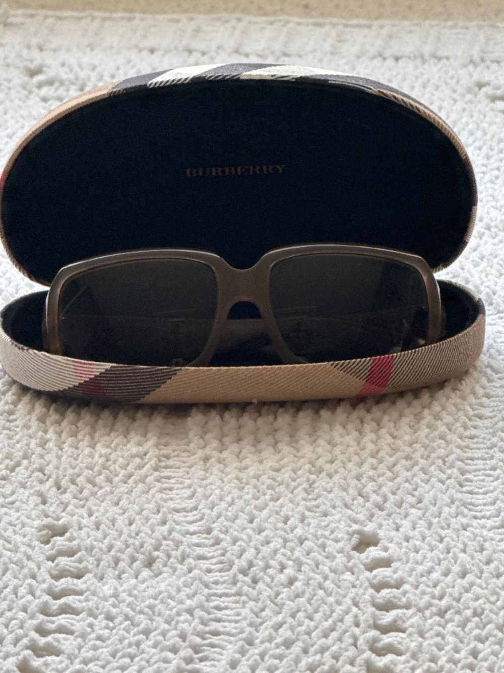 Burberry sunglasses